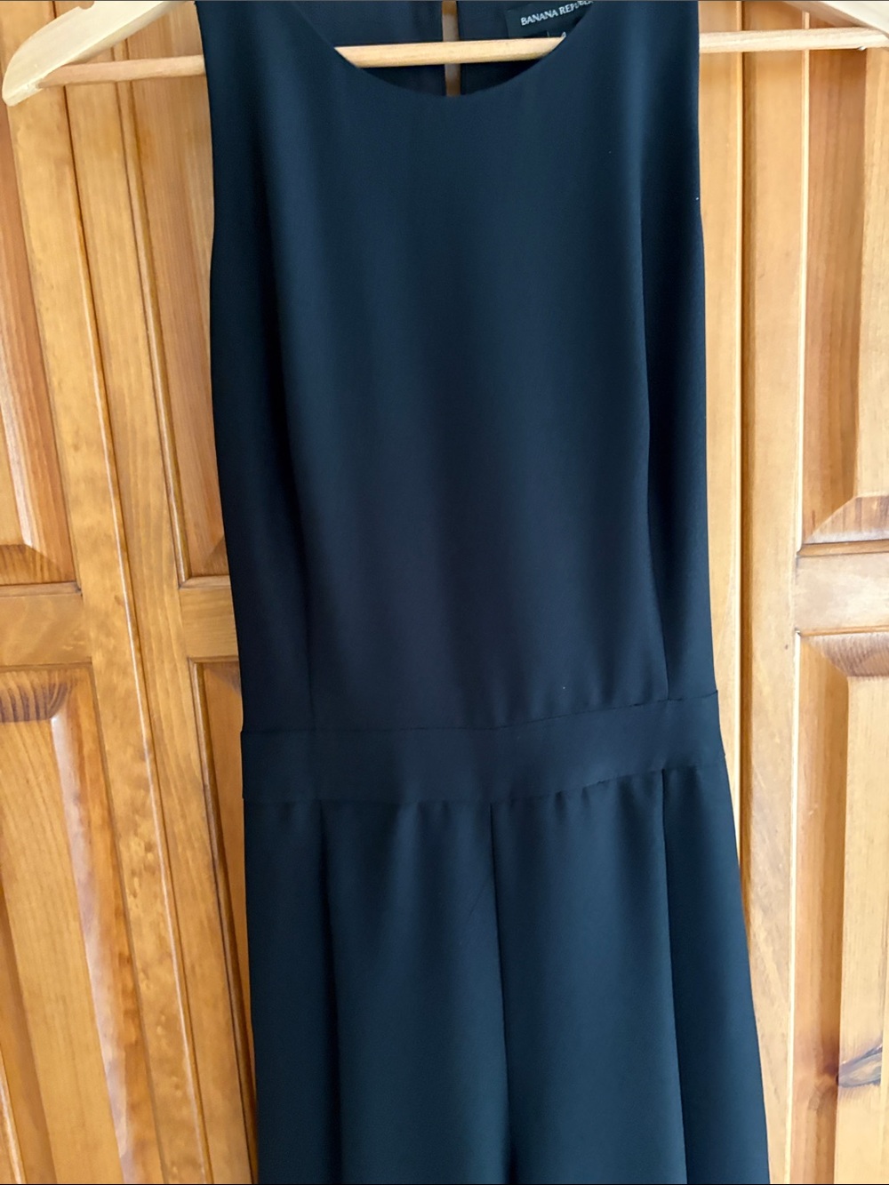 Banana Republic Black Sleeveless Wide-Leg Tie-Waist Jumpsuit lined,side pkts - Picture 5 of 9